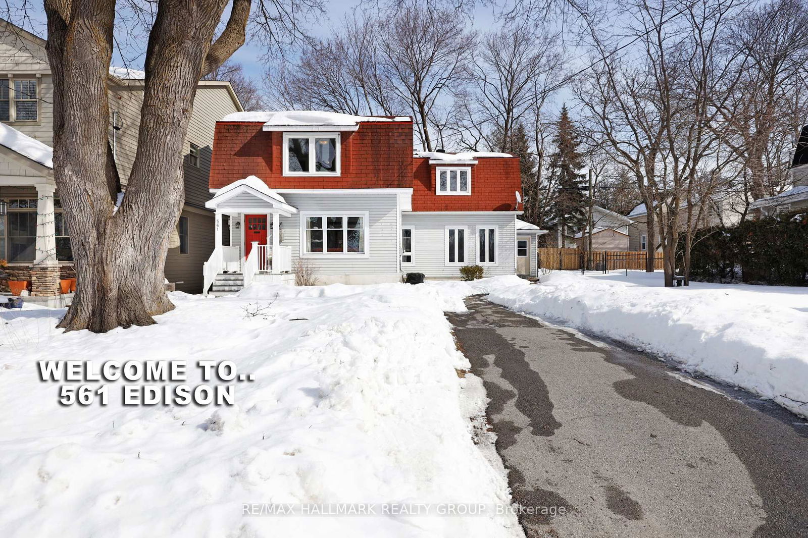 Detached House for sale at 561 Edison Avenue, Carlingwood - Westboro and Area, 5104 - McKellar/Highland, K2A 1V5 - MLS: X11995758