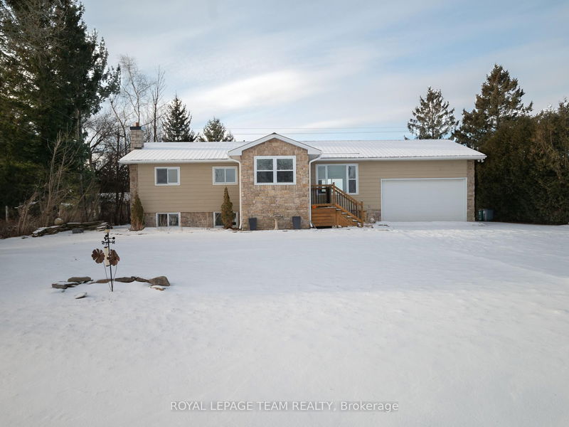 5702 First Line Rd, Bourget - Manotick South to Roger Stevens image-0-0