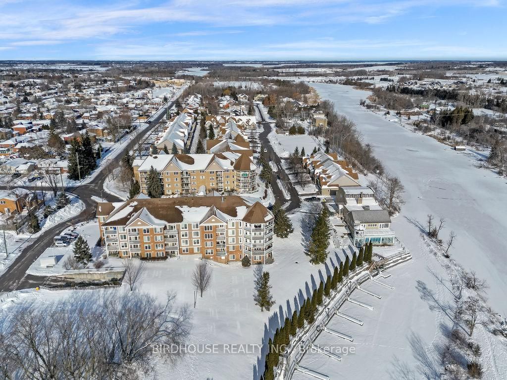 Condo for sale at 204-50 Rivermill Boulevard, Kawartha Lakes, Lindsay, K9V 6C1 - MLS: X11996072