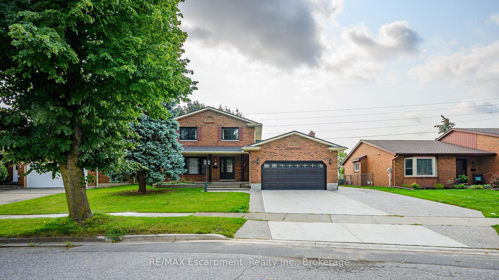 Detached House for sale at 7102 BURBANK Crescent, Niagara Falls, 212 - Morrison, L2J 4E7 - MLS: X11996181