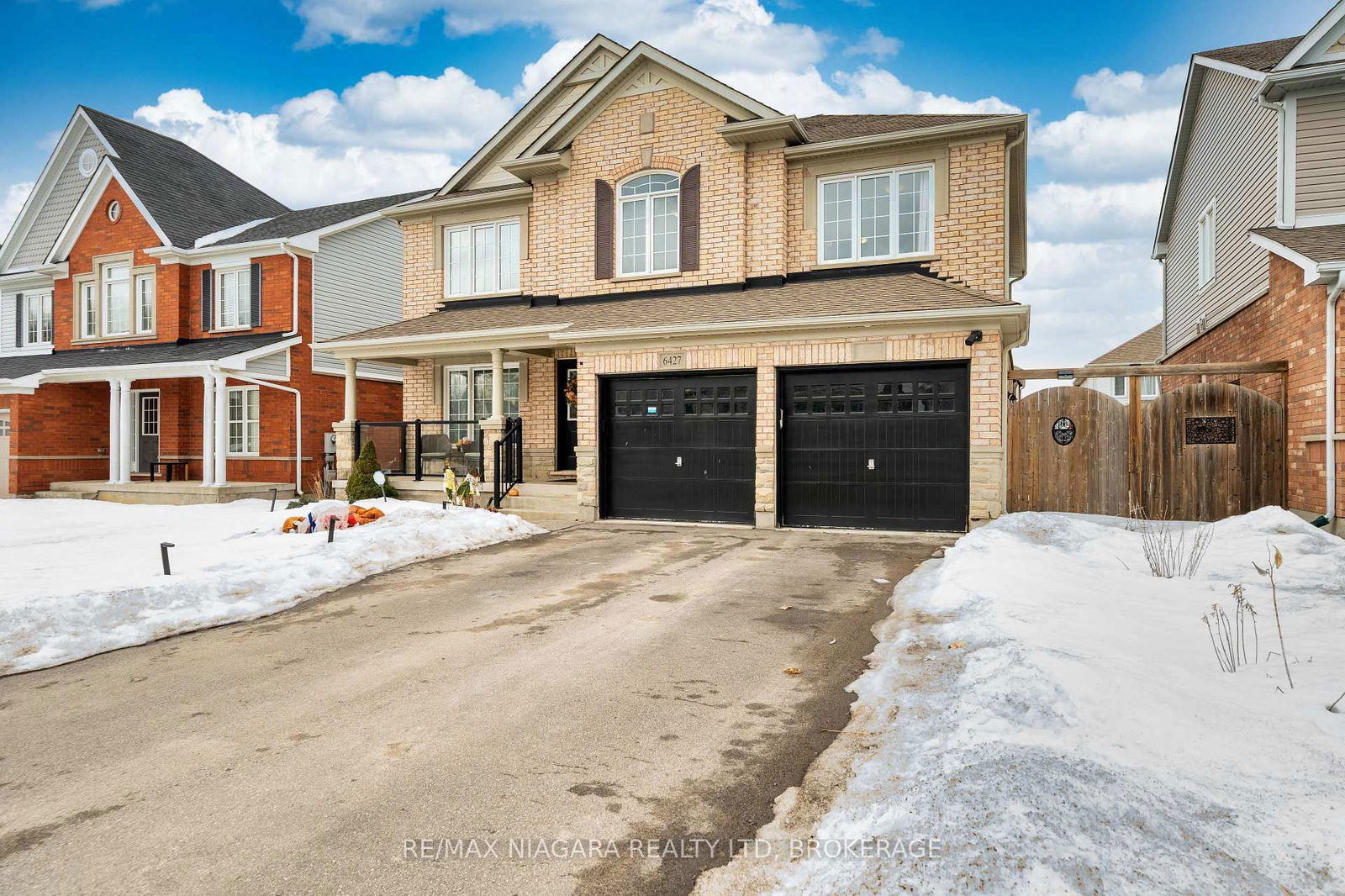 Detached House for sale at 6427 Dilalla Crescent, Niagara Falls, 219 - Forestview, L2H 0C9 - MLS: X11996355