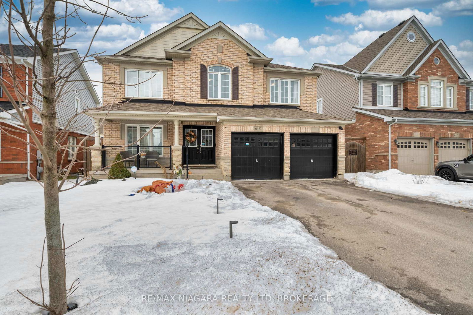 Detached House for sale at 6427 Dilalla Crescent, Niagara Falls, 219 - Forestview, L2H 0C9 - MLS: X11996355