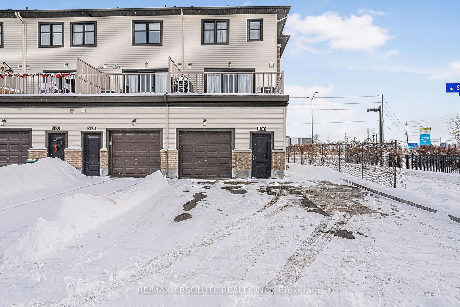 Townhouse for sale at 530 SILVERTIP Lane, Kanata, 9007 - Kanata - Kanata Lakes/Heritage Hills, K2T 0H7 - MLS: X11996356