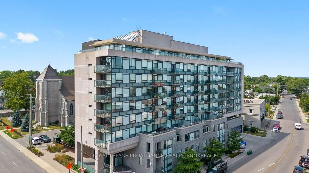 Condo sold at 701-121 Queen Street, Kingston, East of Sir John A. Blvd, K7K 0G6 - MLS: X11996443