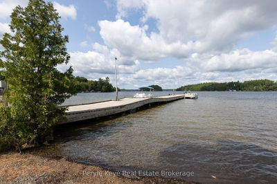 1098 Lawrence Pit Rd, Muskoka Lakes - Watt image-0-3