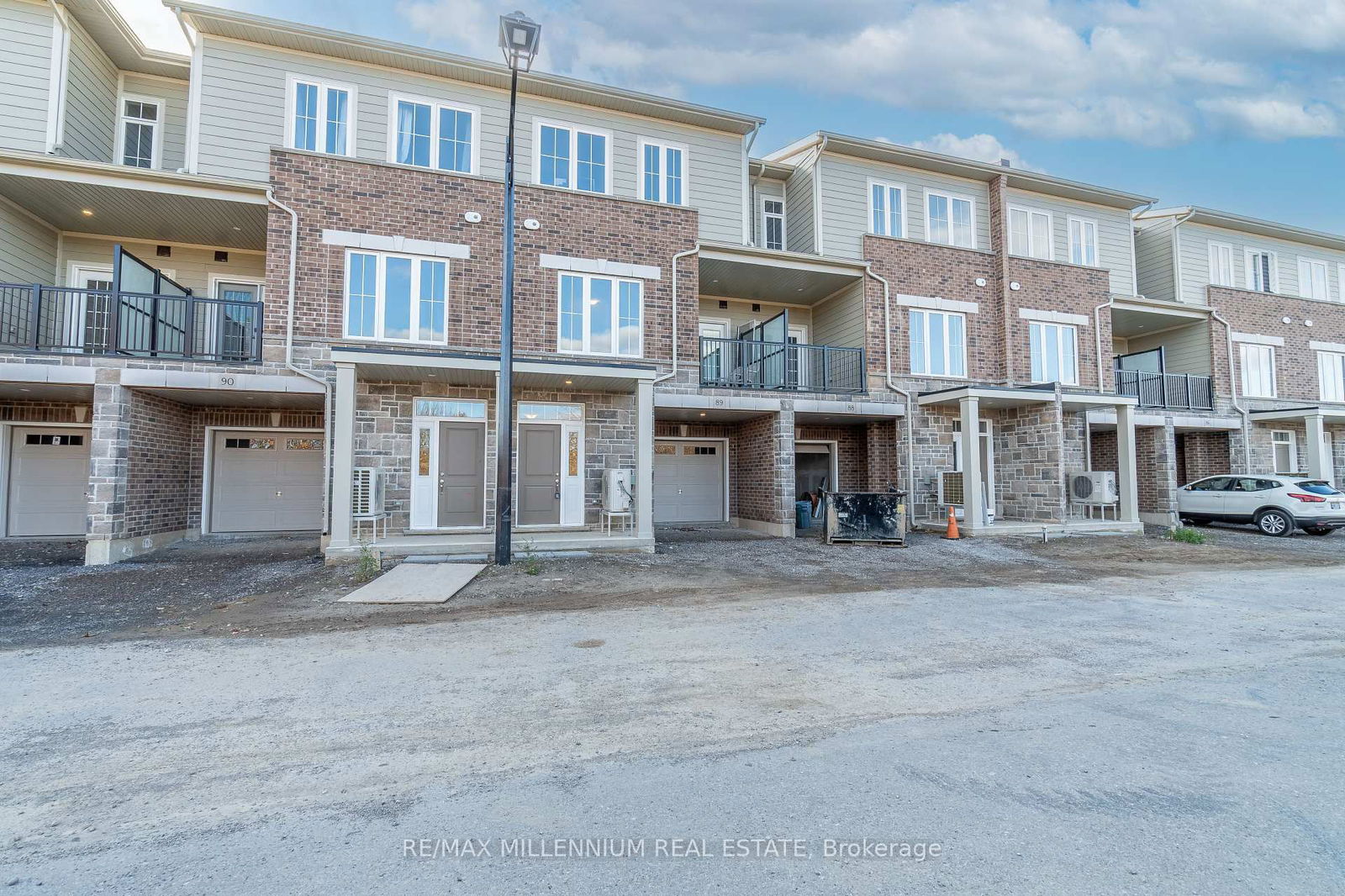 Townhouse for sale at 89-677 Park Road, Brantford, N3R 0C2 - MLS: X11996647