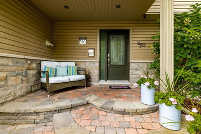 336 Visa Crt, Orleans - Bilberry Creek/Queenswood Heights image-0-1
