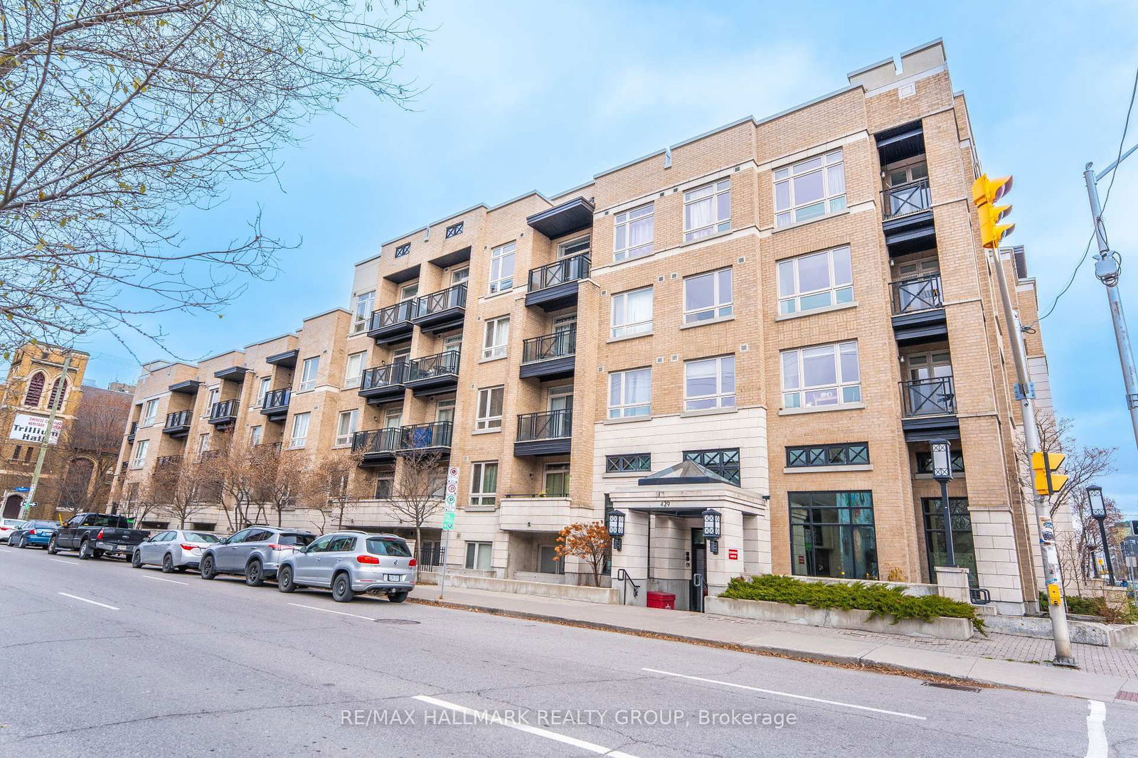 Condo for sale at 407-429 Kent Street, Ottawa Centre, 4103 - Ottawa Centre, K2P 1B5 - MLS: X11996735