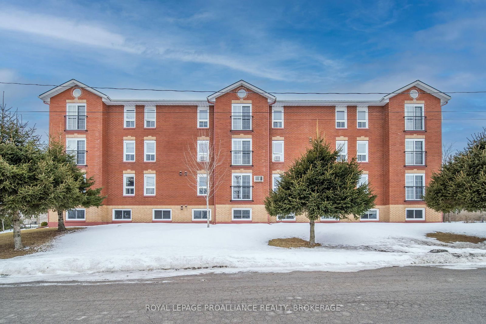 Condo for sale at 405-550 Talbot Place, Gananoque, 821 - Gananoque, K7G 3C6 - MLS: X11996845