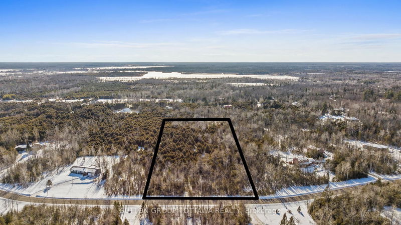 7590 Settlers Way, North Gower - North Gower image-0-0