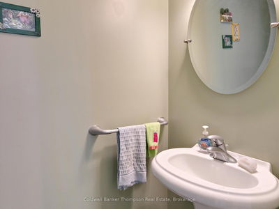 1070 Grass Lake Rd, Kearney - Proudfoot image-0-4
