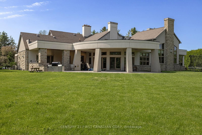 60 Sir Robert Pl, Middlesex Centre, N0M 1C0 | Image 2