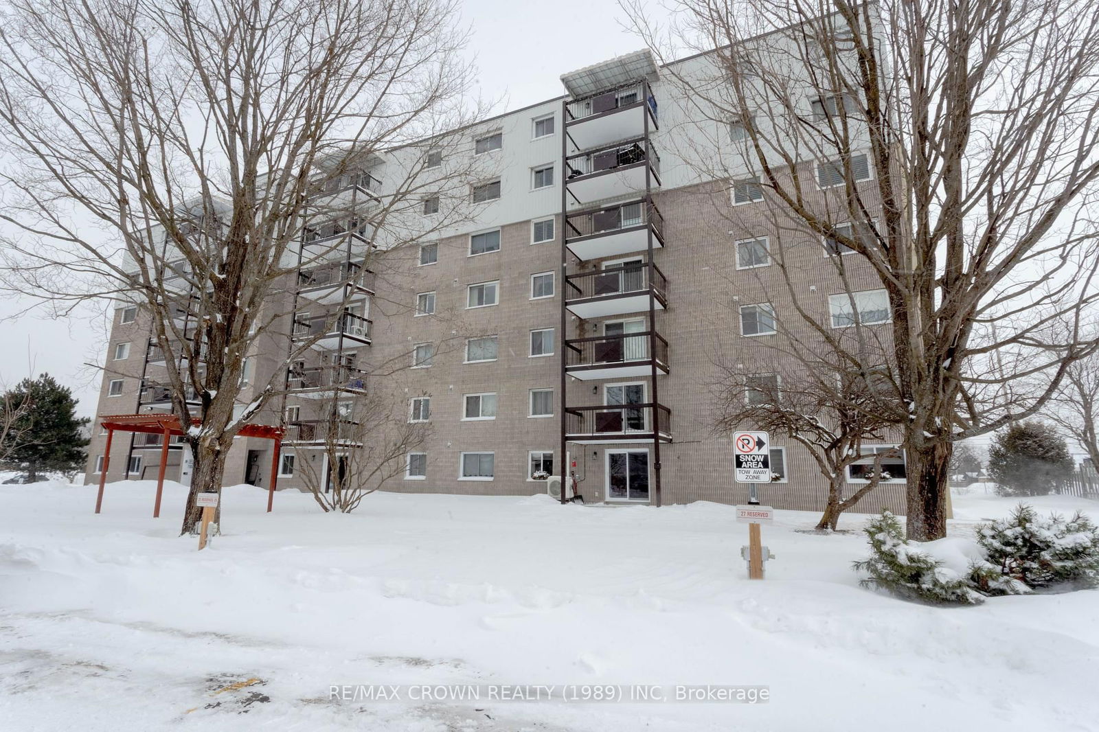 Condo for sale at 202-935 Stockdale Road, North Bay, Widdifield, P1B 9L7 - MLS: X11997646