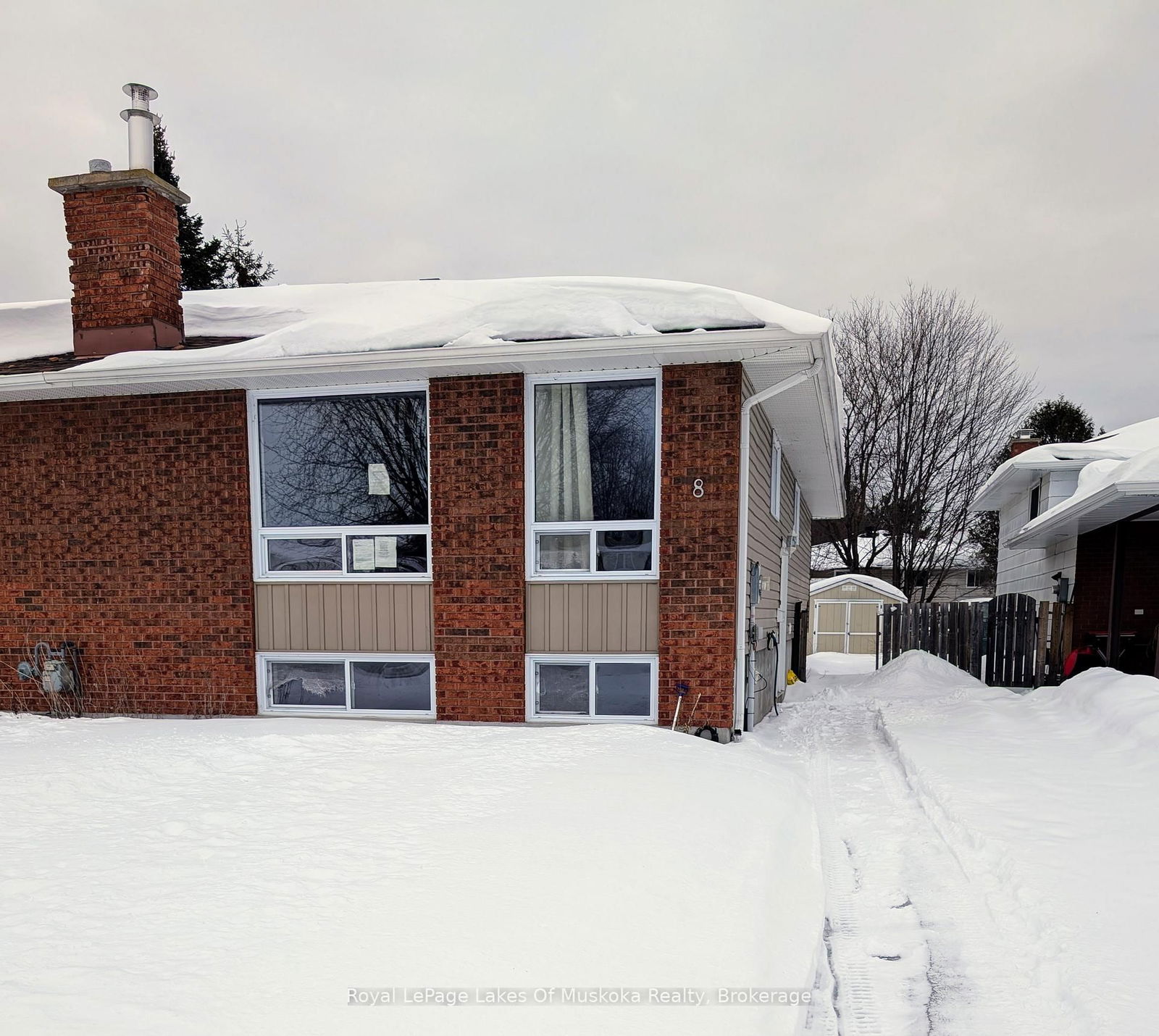 Semi-Detached House for sale at 8 Cullen Court, North Bay, Ferris, P1A 3Y8 - MLS: X11997788