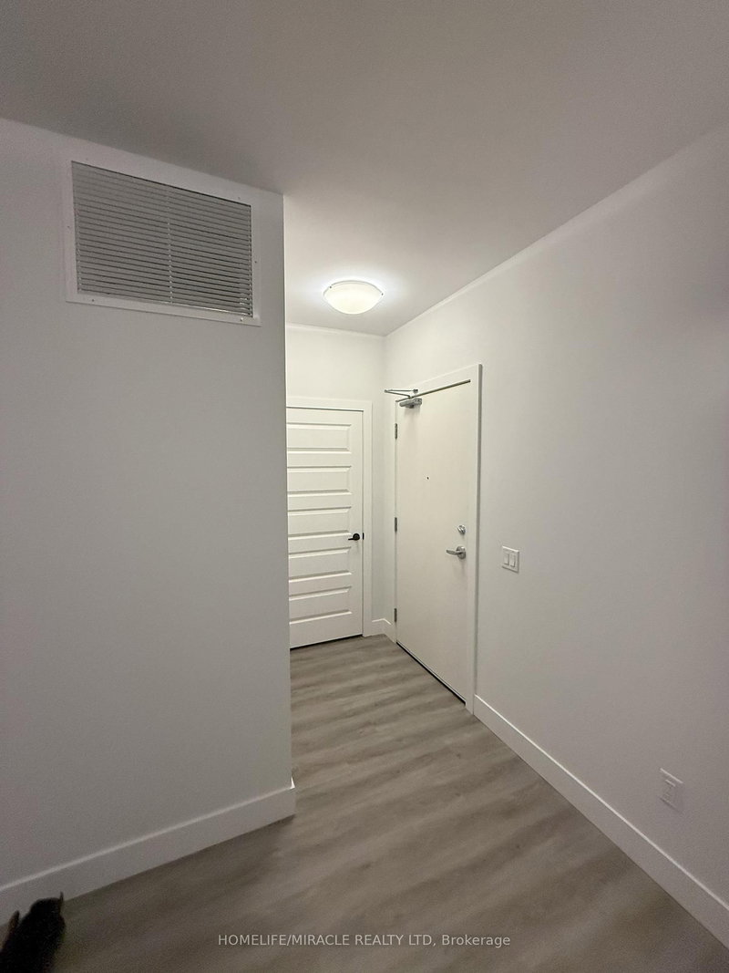 201 - 1000 Lackner Pl, Kitchener, N2A 0L9 | Image 3