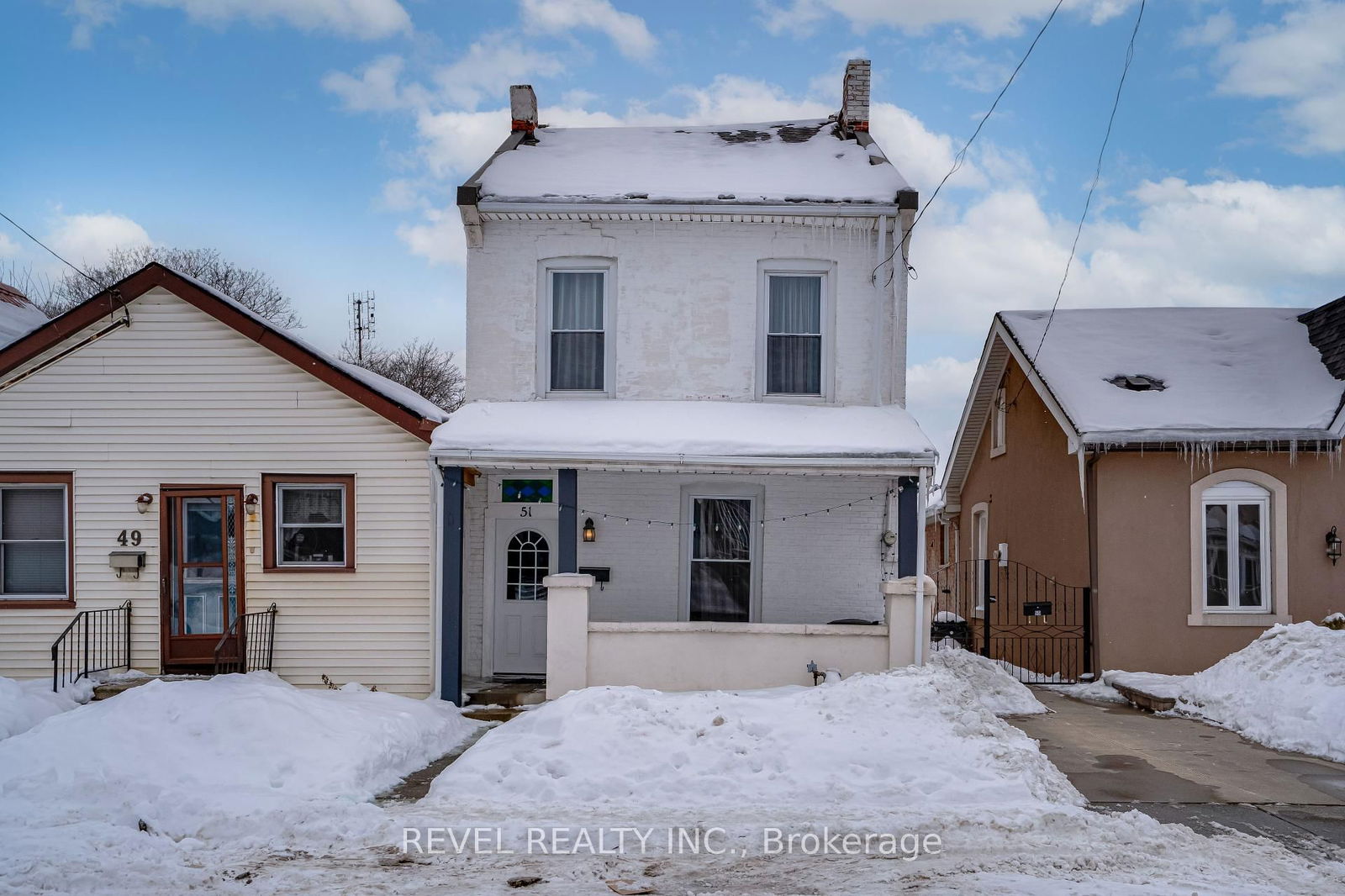 Detached House for sale at 51 Tisdale Street, Hamilton, Landsdale, L8L 5M3 - MLS: X11998659