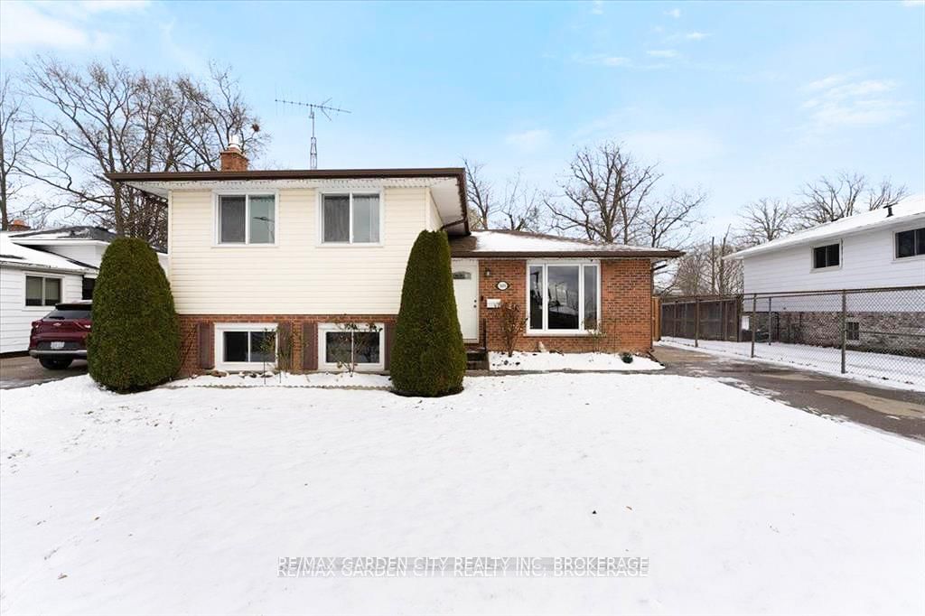 Detached House sold at 7600 Jubilee Drive, Niagara Falls, Oldfield, L2G 7J6 - MLS: X11999126