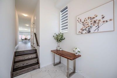 30 Rustic Oak Tr, North Dumfries -  image-0-2