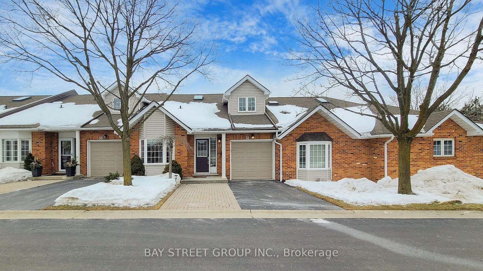 Townhouse for sale at 34-810 Golf Links Road, Hamilton, Ancaster, L9K 1J7 - MLS: X11999660