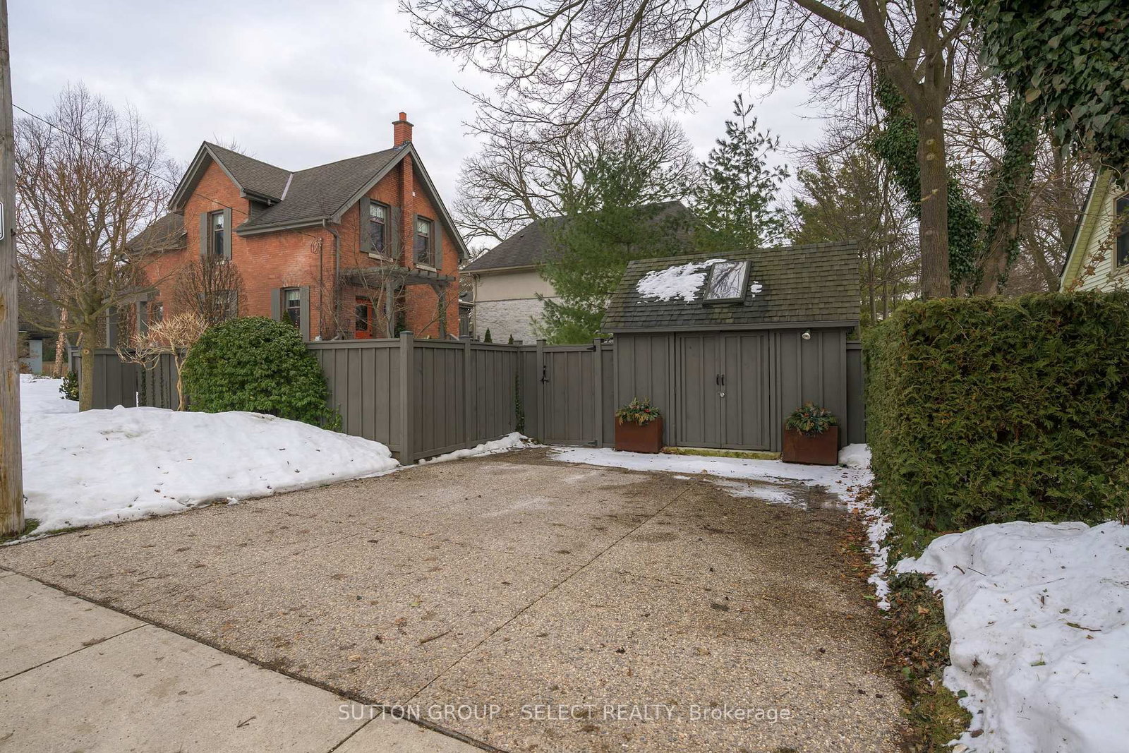 Listing Image 7