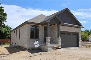 Detached House for sale at 49-22701 ADELAIDE Road, Strathroy-Caradoc, Mount Brydges, N0L 1W0 - MLS: X11999986