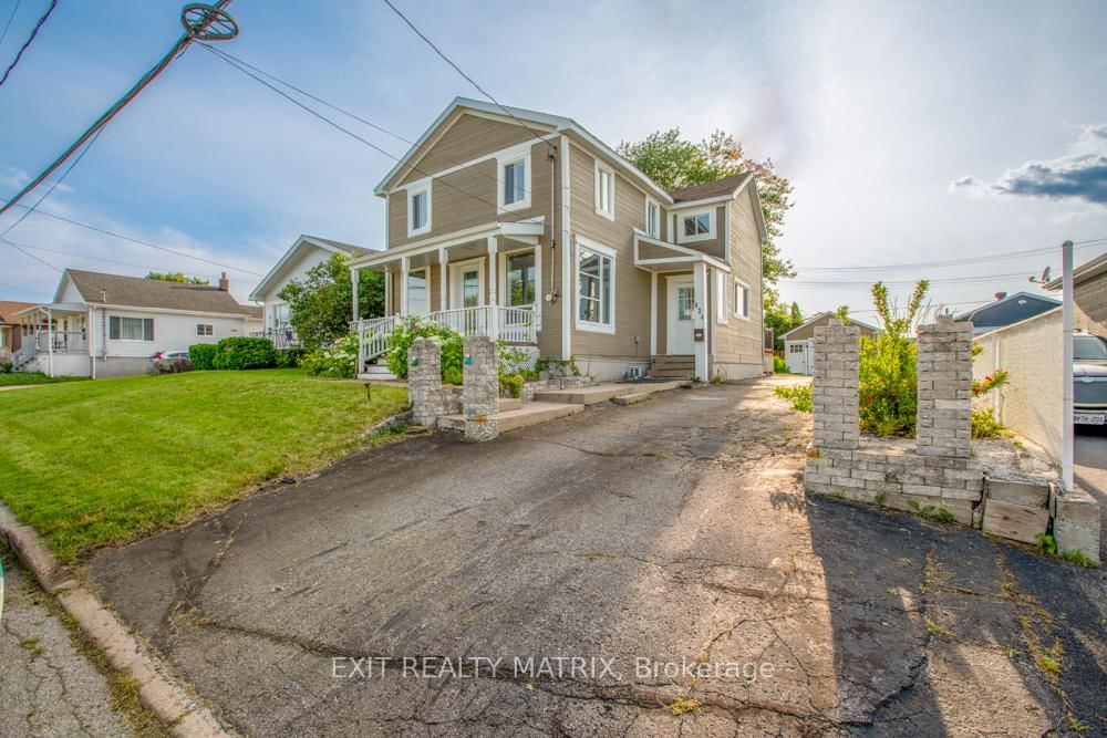 Building at 424 CATHERINE Street, Hawkesbury, 612 - Hawkesbury