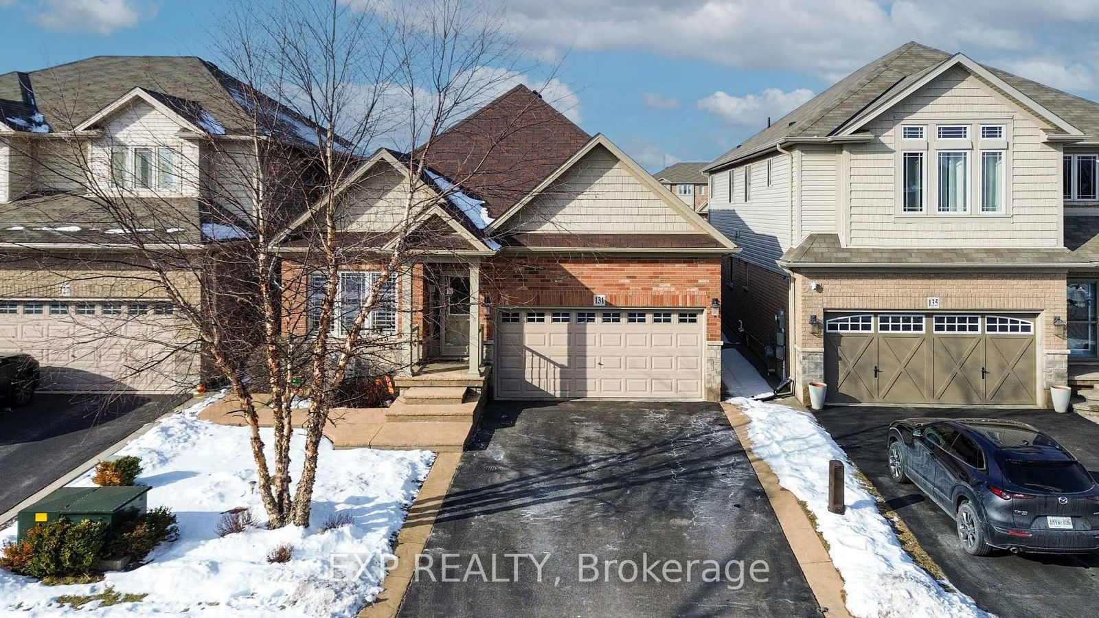 Detached House sold at 131 Escarpment Drive, Hamilton, Stoney Creek Industrial, L8E 0G5 - MLS: X12000475