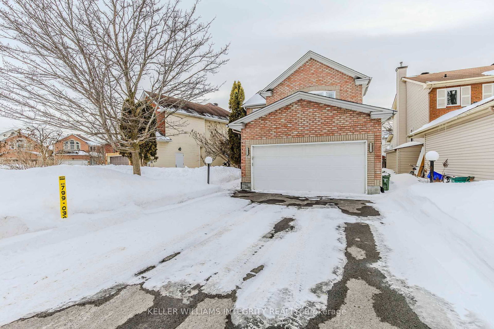 Detached House for sale at 28 Avonhurst Avenue, Barrhaven, 7706 - Barrhaven - Longfields, K2J 4L2 - MLS: X12000833