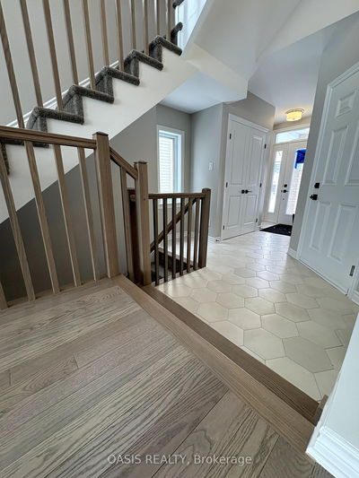 792 Antonio Farley St, Orleans - Camelot image-0-1