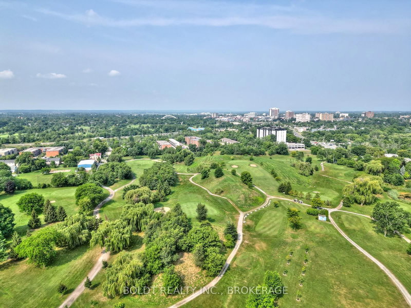 GL 11 - 50 Herrick Ave, St. Catharines, L2P 0G3 | Image 3