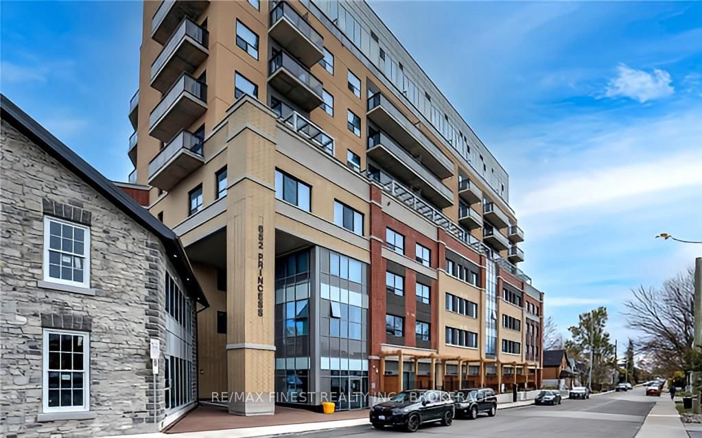 Condo for sale at 301-652 Princess Street, Kingston, Central City East, K7L 3Z9 - MLS: X12001228