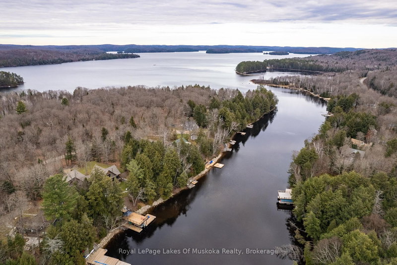 1319 Wolf Circ, Algonquin Highlands, P0A 1E0 | Image 2