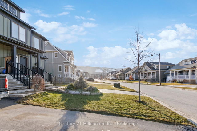 359 YELLOW BIRCH Crescent