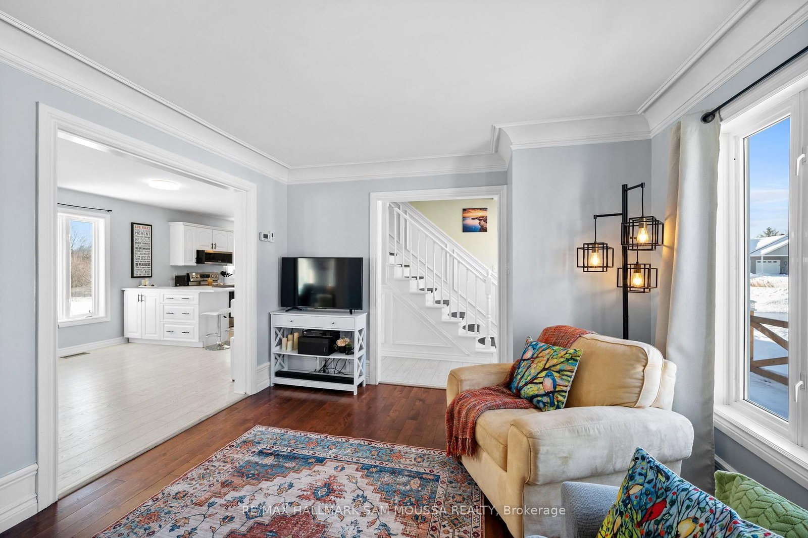 Listing Image 19