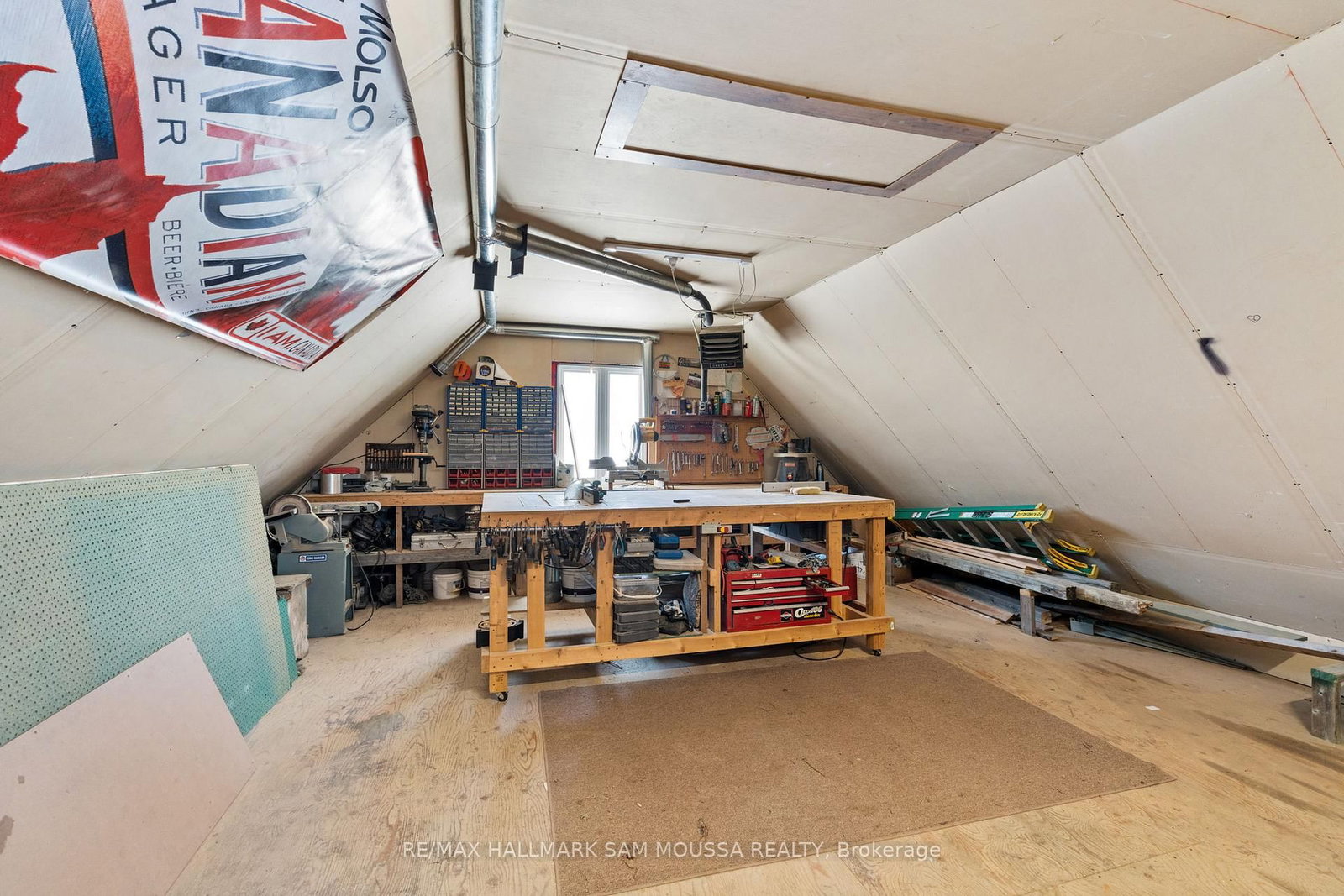 Listing Image 38