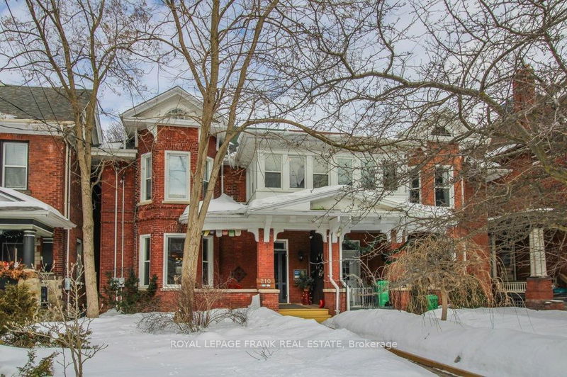 210 McDonnel St, Peterborough - Downtown image-0-0