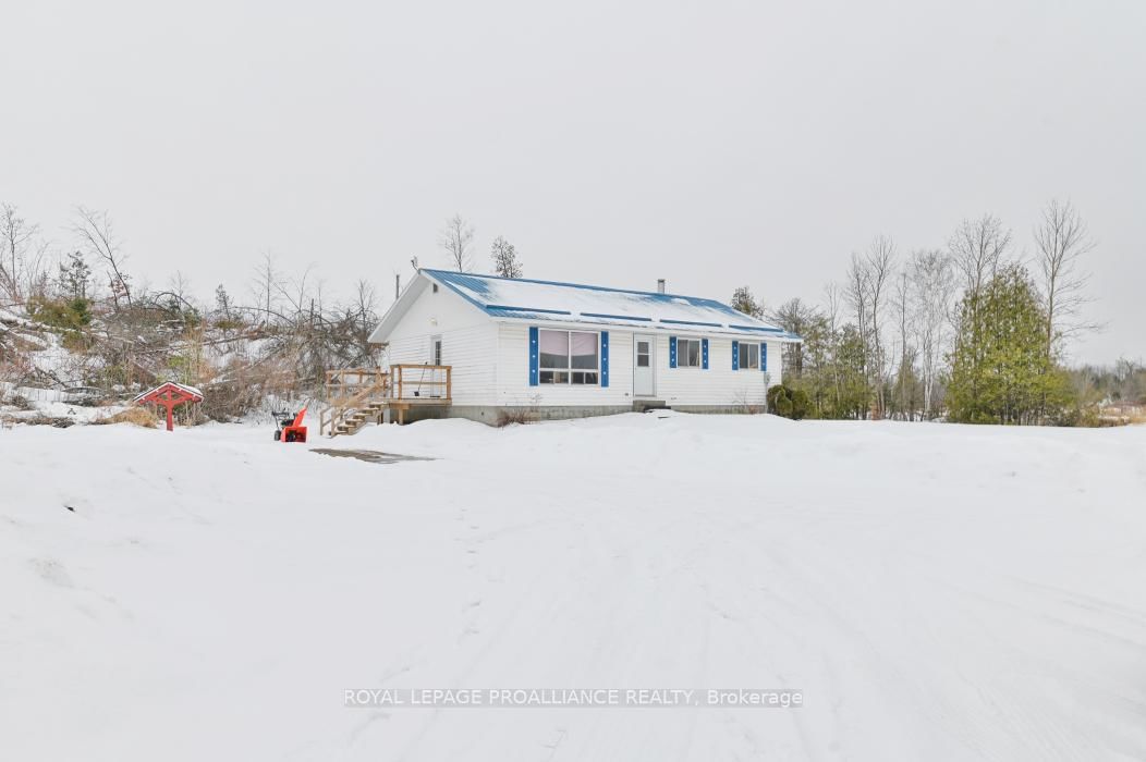 Detached House sold at 109770 Highway 7 N/A, Tweed, Elzevir (Twp), K0K 3J0 - MLS: X12002130