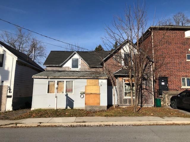 Building at 9 Cataraqui Street, Kingston, Rideau