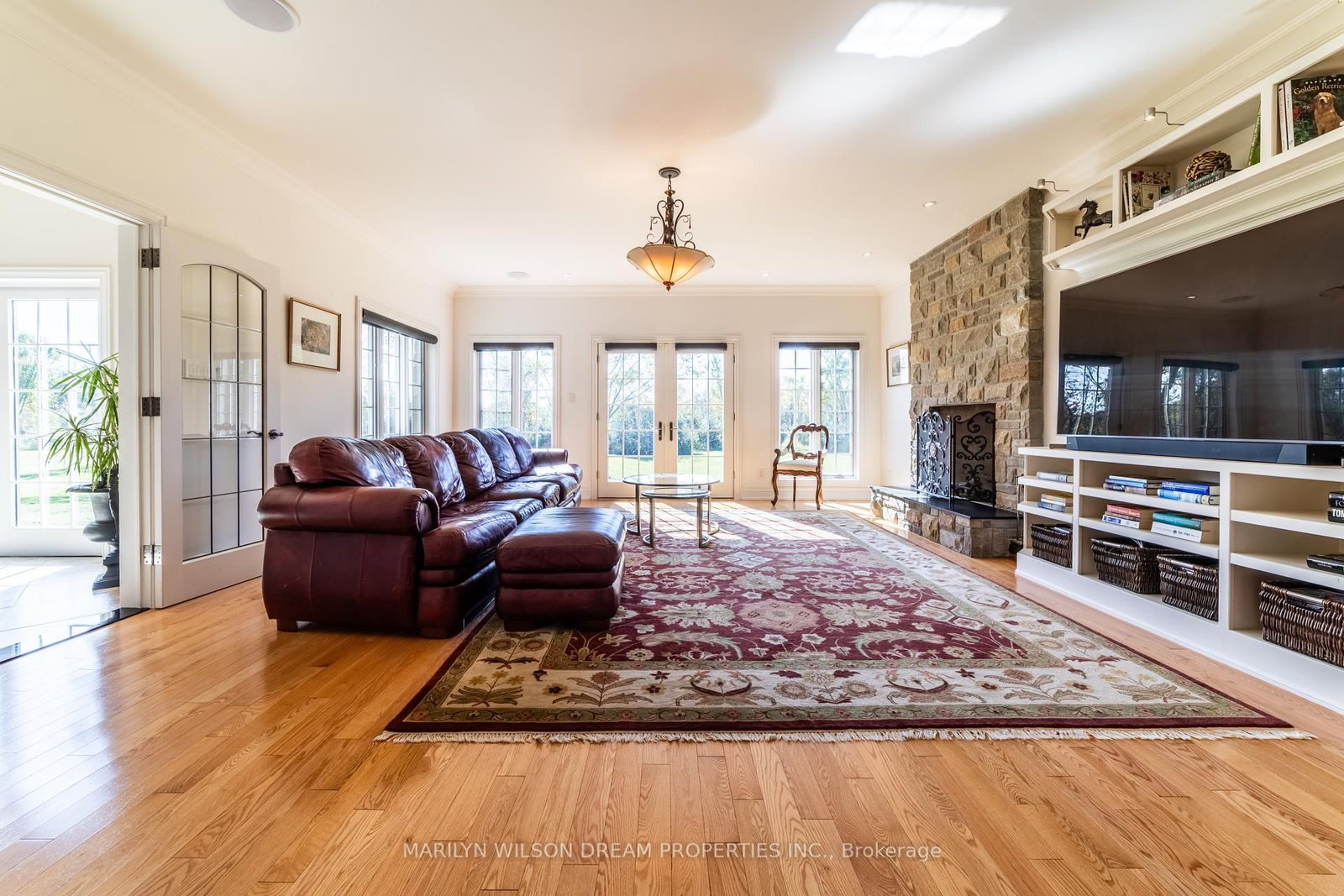 Listing Image 13