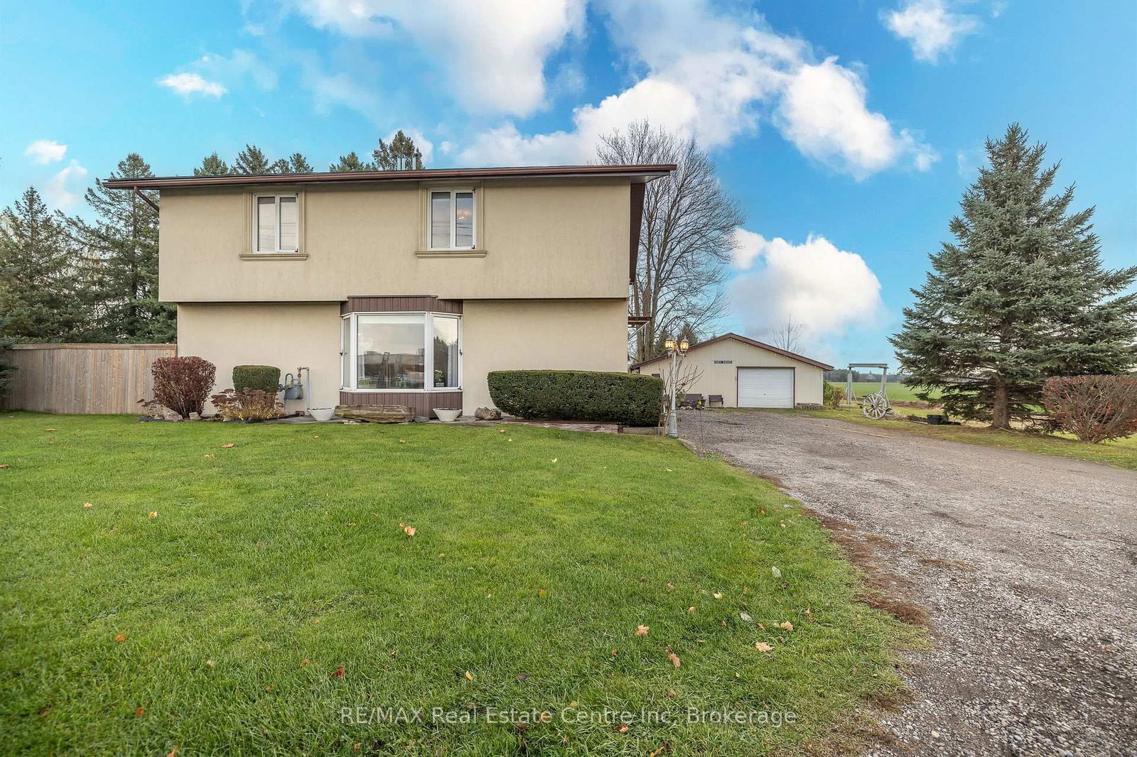 Detached House for sale at 7147 Wellinton Rd #124 Road, Guelph/Eramosa, Rural Guelph/Eramosa West, N1H 6J3 - MLS: X12003463