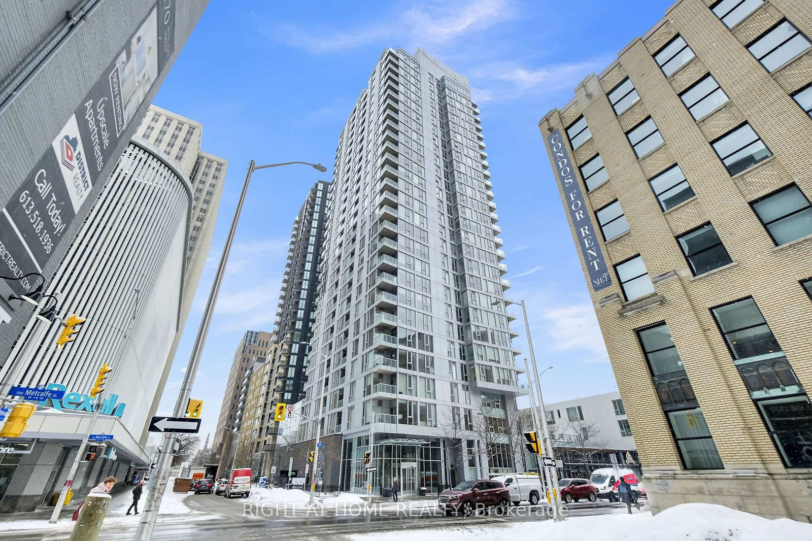 Condo for sale at 2407-179 Metcalfe Street, Ottawa Centre, 4102 - Ottawa Centre, K2P 1P7 - MLS: X12003508