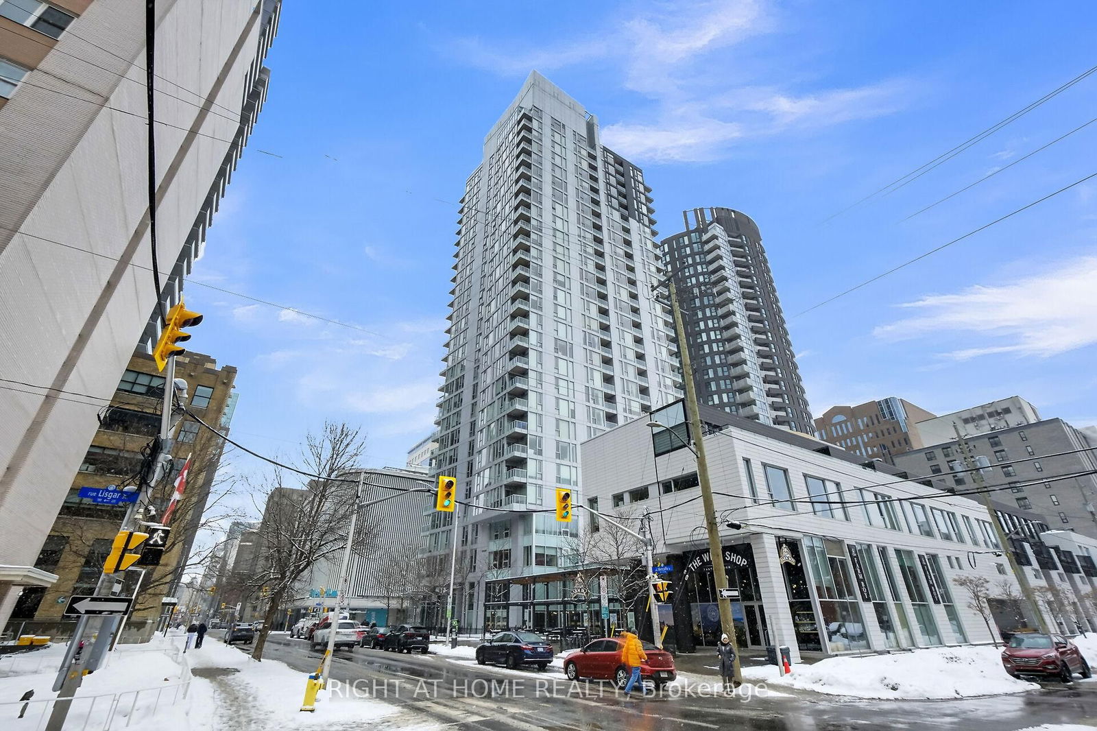 Condo for sale at 2407-179 Metcalfe Street, Ottawa Centre, 4102 - Ottawa Centre, K2P 1P7 - MLS: X12003508