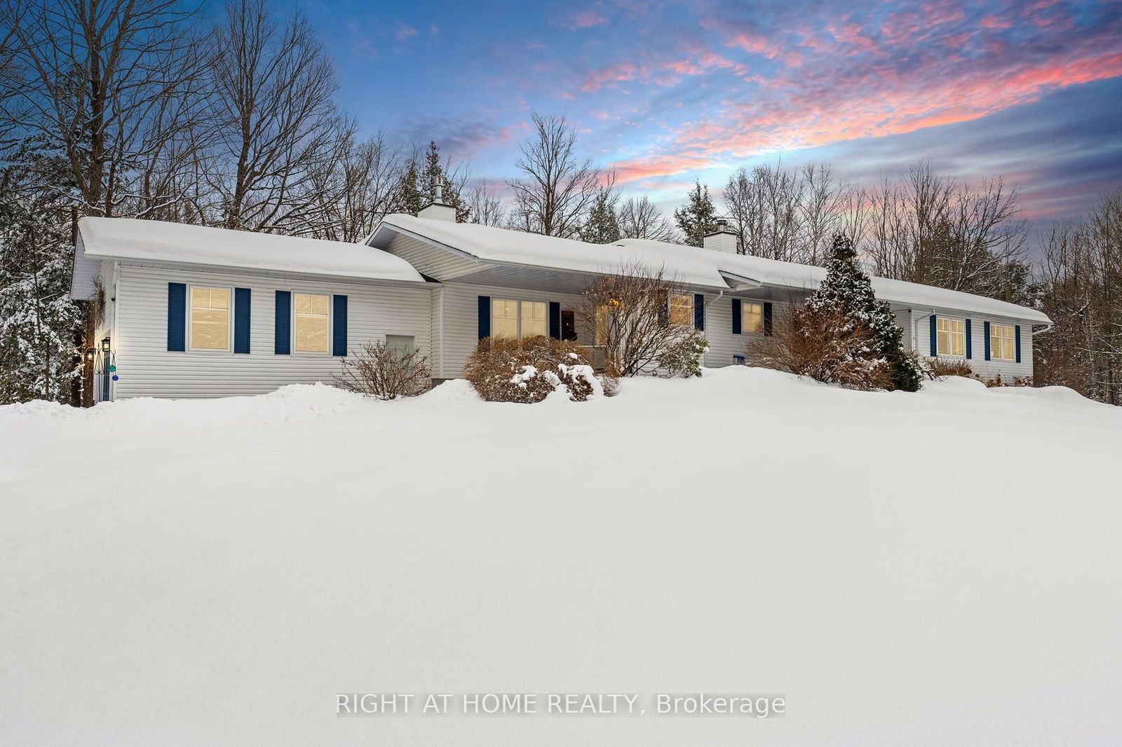 Detached House sold at 360 MCGREGOR Drive, Beckwith, 910 - Beckwith Twp, K7C 3P2 - MLS: X12003552