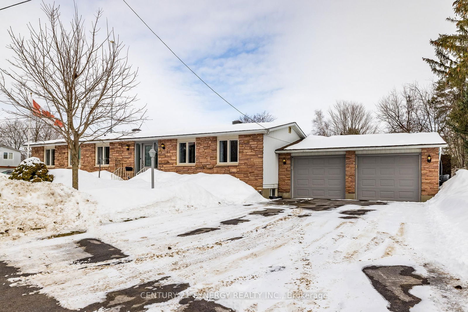 Detached House for sale at 201 Ferguson Street, North Grenville, 801 - Kemptville, K0G 1J0 - MLS: X12003571