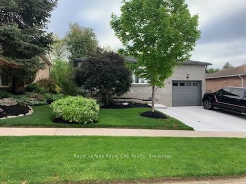 Detached House for sale at 19 Burton Road, Guelph, Willow West/Sugarbush/West Acres, N1H 8A6 - MLS: X12003680