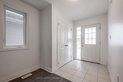 18 Millcreek Dr, Bissett Creek - Odessa image-0-4