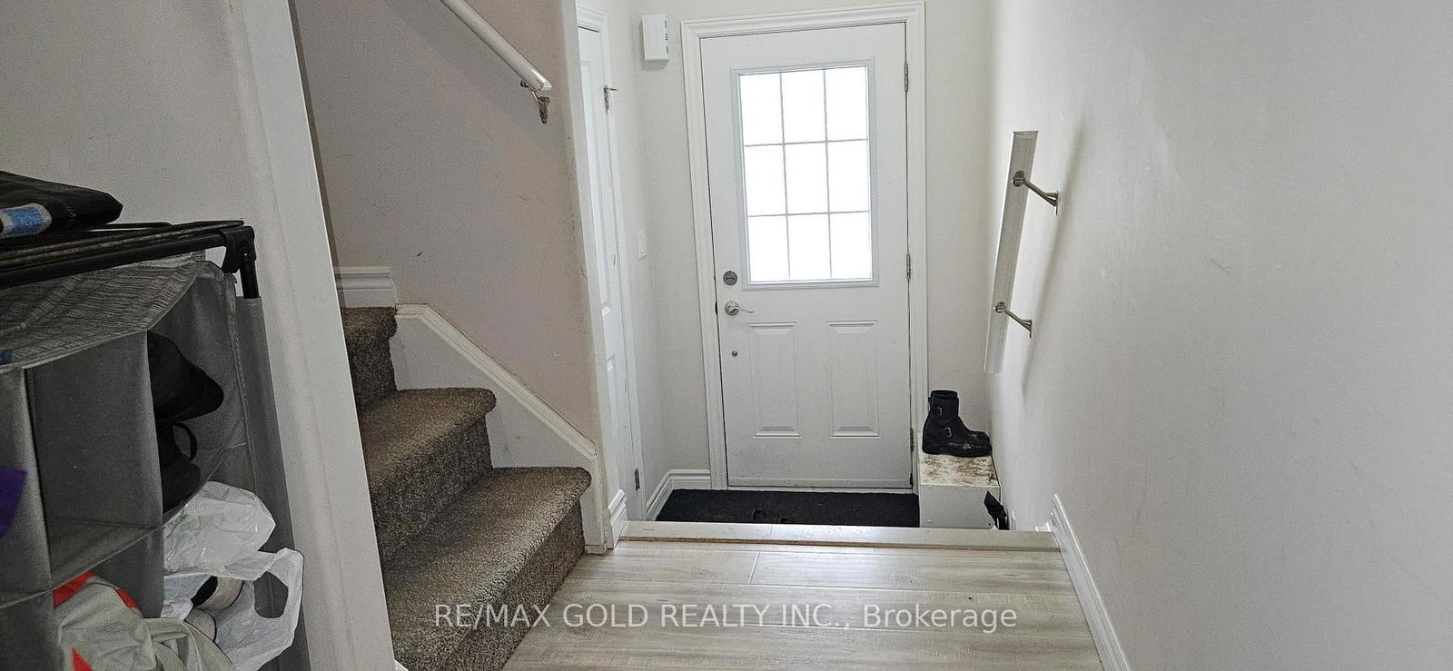 Semi-Detached House leased at Upper-350 Luella Street, Kitchener, N2H 2J4 - MLS: X12004106
