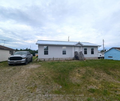 1533 Birch Crescent