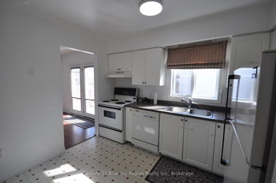 24 Tiffany Crt, North Bay - Birchaven image-0-1