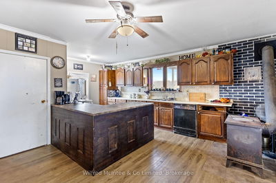 15339 6 Highway, Assiginack -  image-0-1